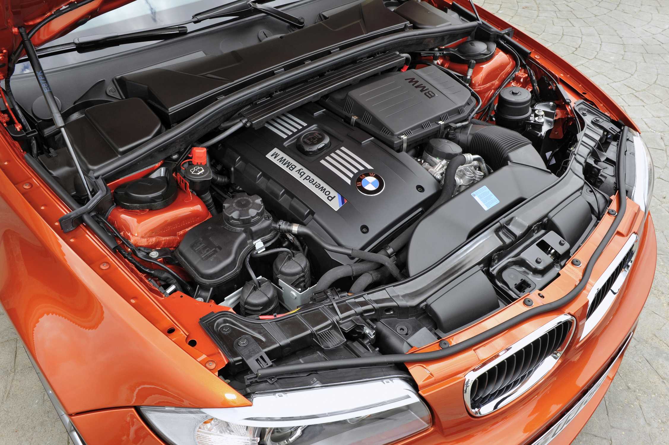 Bmw 1 Series M Coupe Engine 12 10