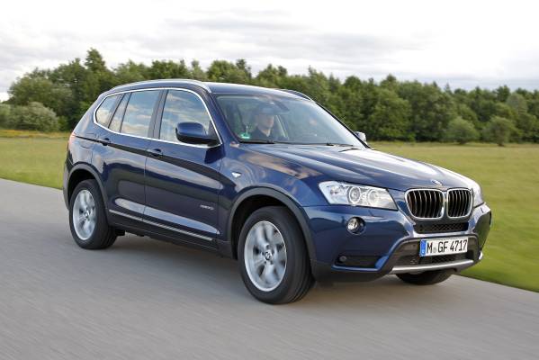 BMW X3にエントリー・モデルとなる新世代エンジンを搭載したニュー