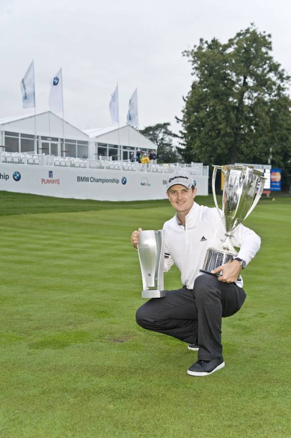 BMW Championship: Justin Rose throws out first pitch at Cubs game