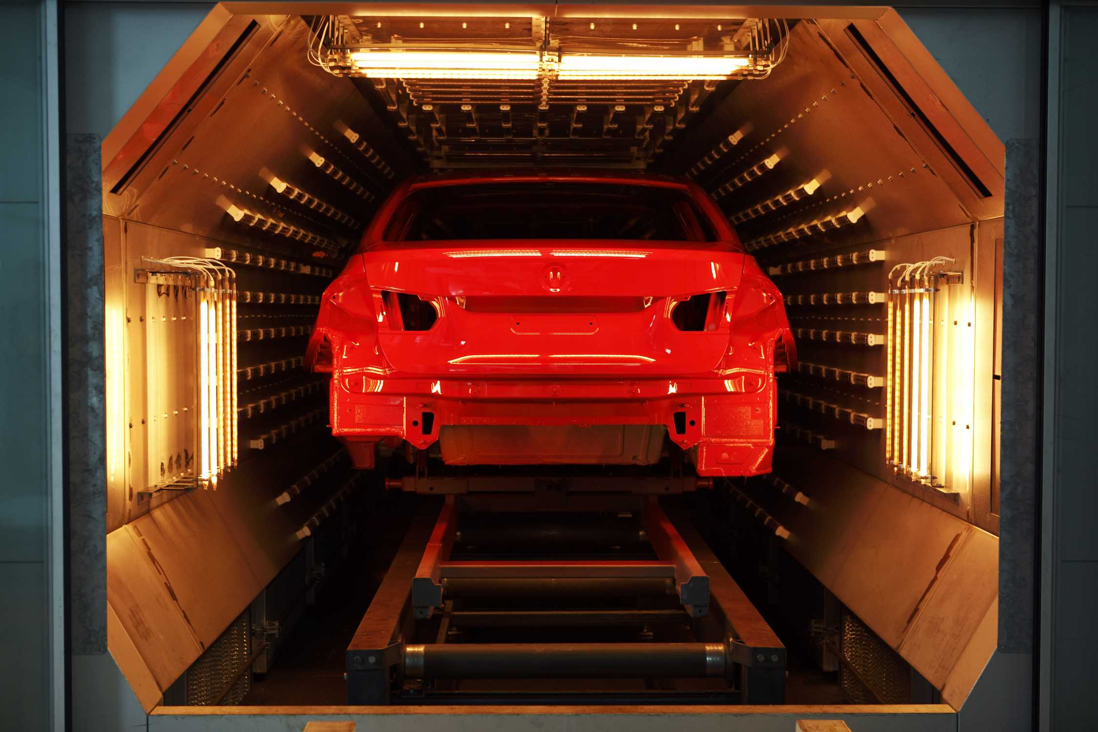 BMW Plant Munich, Start of Production BMW 3Series, Paint Shop (10/2011)