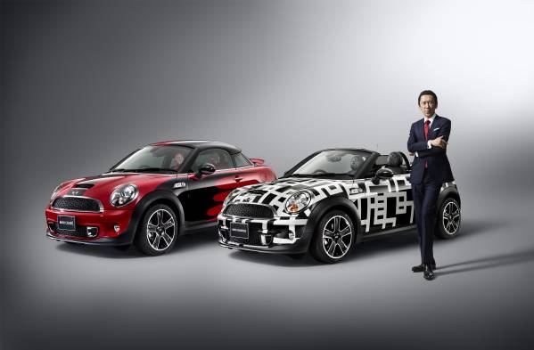 布袋寅泰氏とのNew MINI CoupéならびにNew MINI Roadsterの