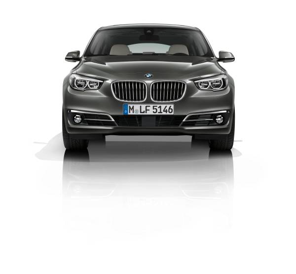 ニューBMW 5シリーズを発表。