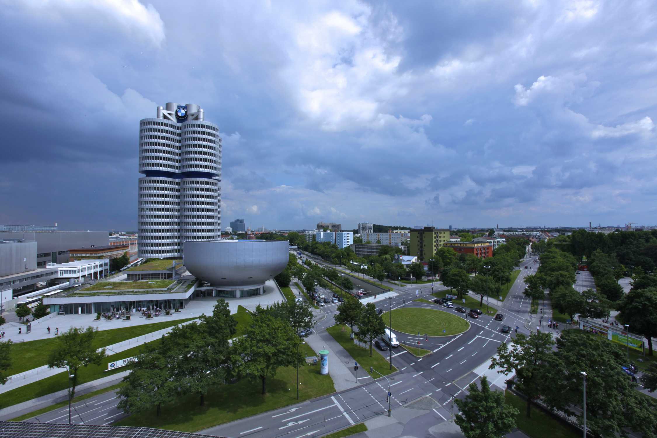 BMW Headquarters, 2013 (07/2013)
