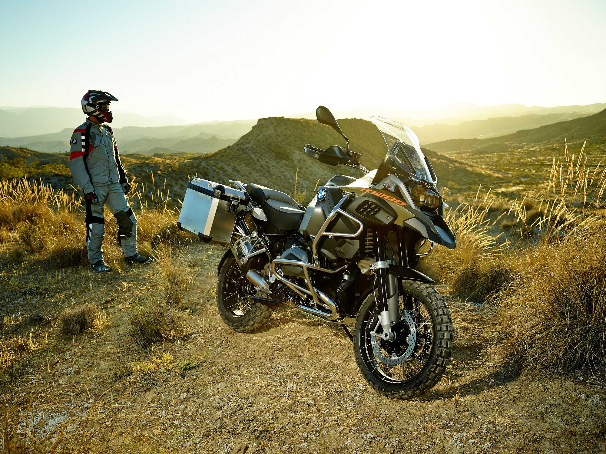 Tour enduro мотоциклы. BMW r1200 Adventure. БМВ 1200 GS Adventure. BMW 1200 GS Moto. Тур эндуро БМВ.