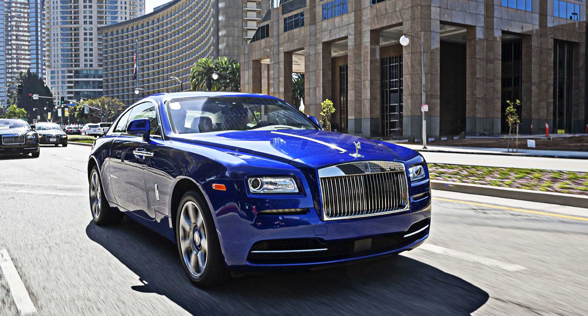 Роллс врайт. Роллс Ройс врайт. Rolls Royce Wraith 2022. Роллс Ройс Рейф. Роллс Ройс врайт характеристики.