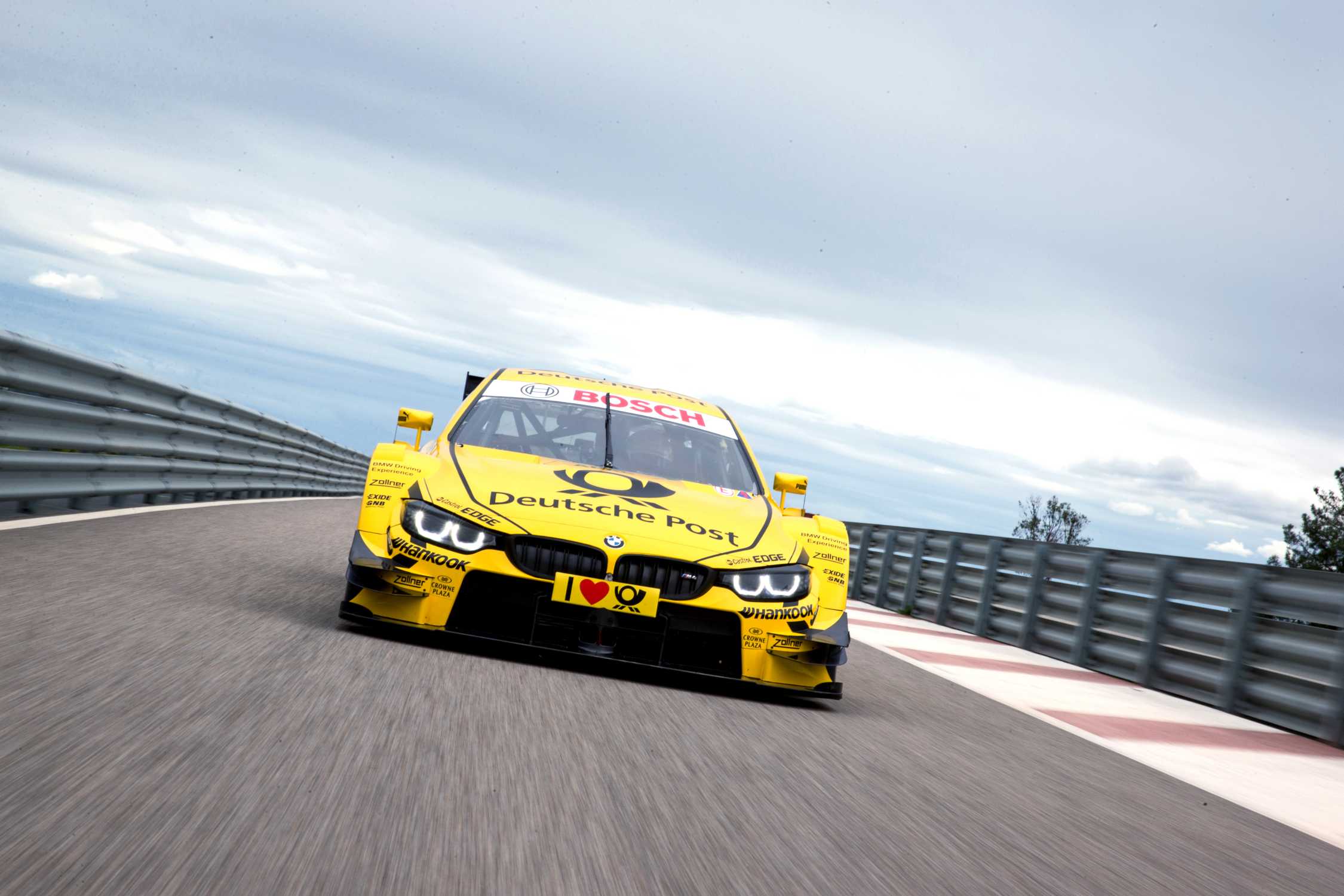 BMW m4 DTM M Power