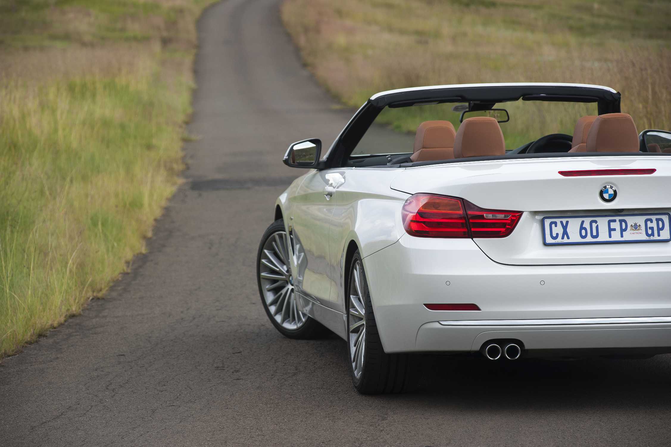 Cabrio BMW 4 белый матовый