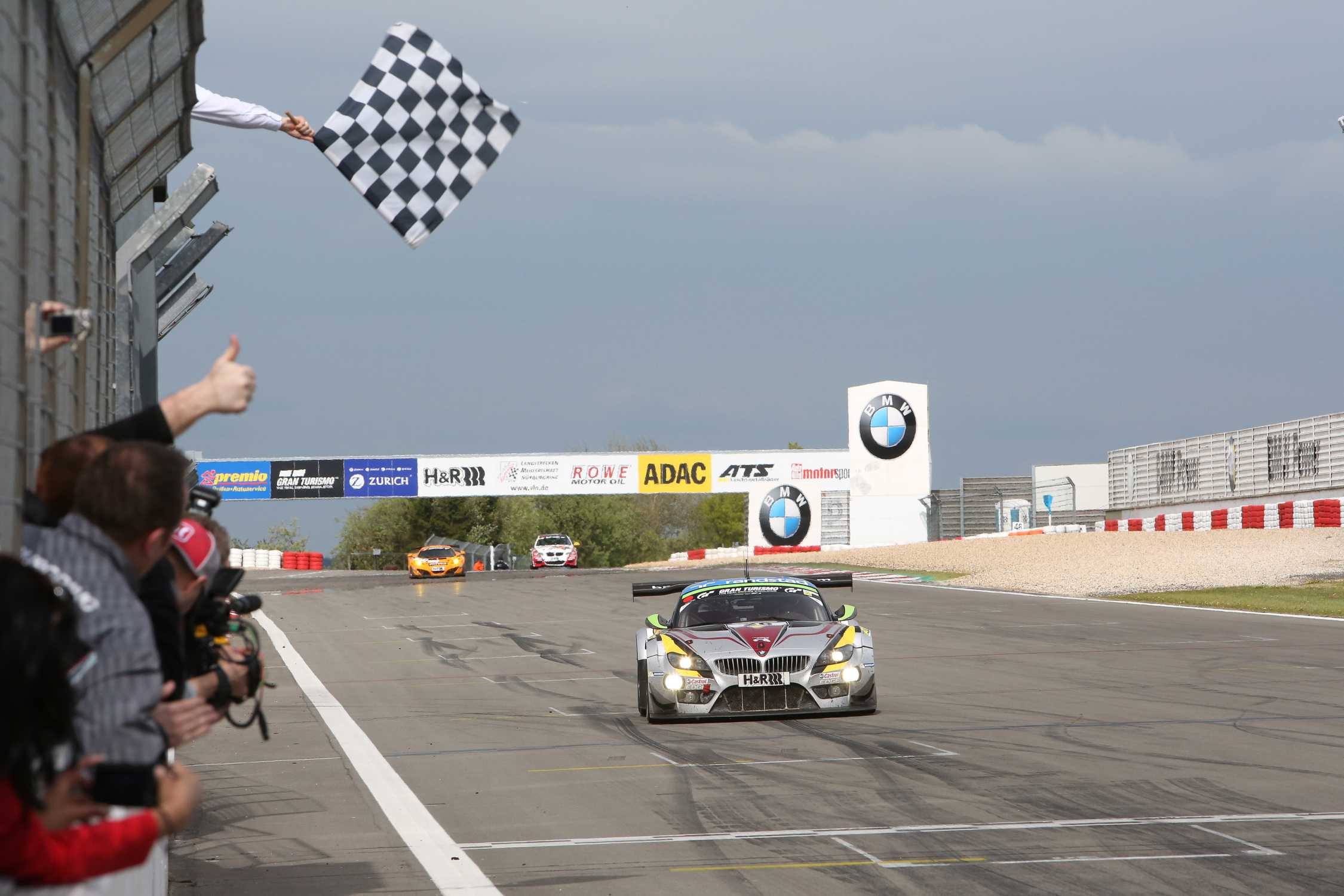 Bmw Sports Trophy Team Marc Vds Wins On The Nordschleife Victory In The Bmw M235i Racing Cup