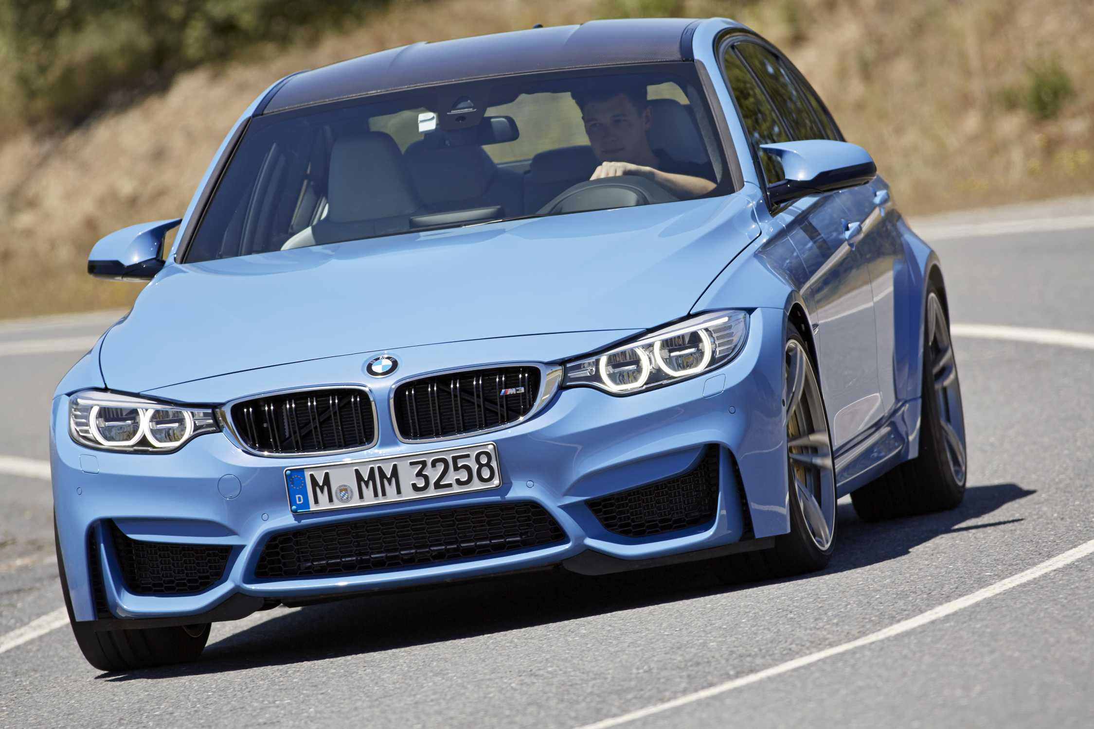 Какая бмв м3. BMW m3 седан. BMW m3 2015. BMW m3 f80. M3 sedan.