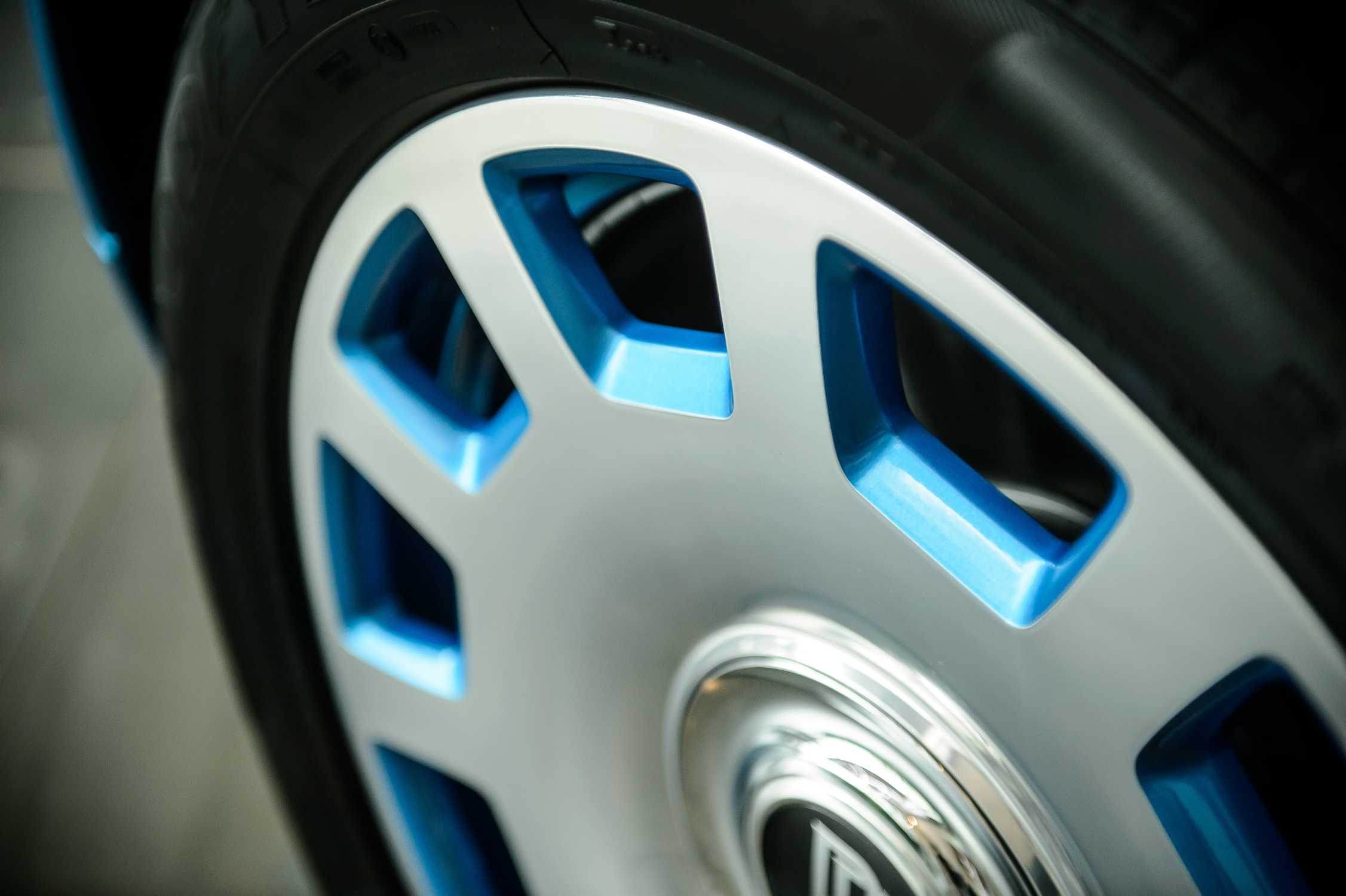 ROLLS-ROYCE PHANTOM DROPHEAD COUPÉ WATERSPEED COLLECTION