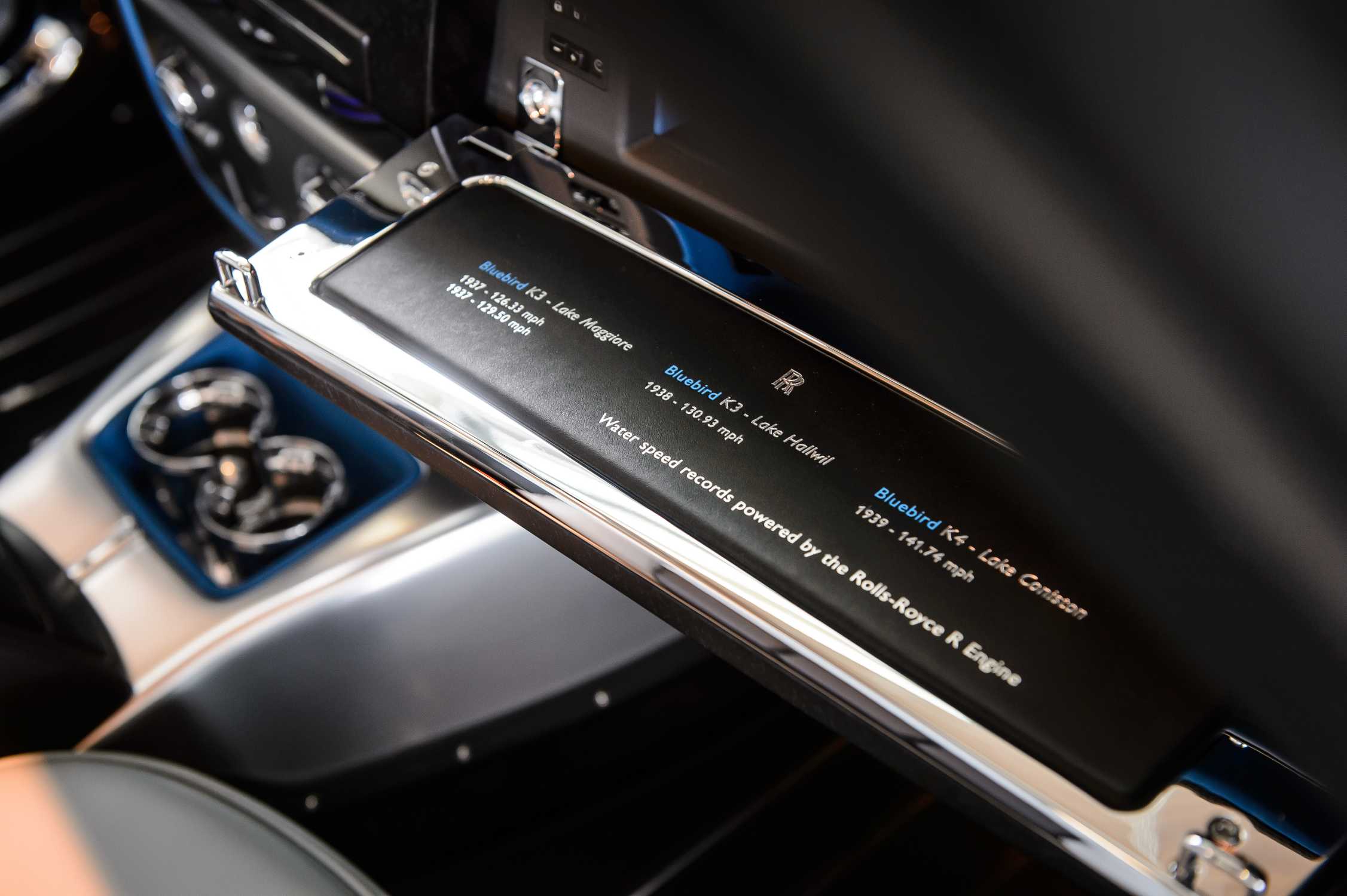 ROLLS-ROYCE PHANTOM DROPHEAD COUPÉ WATERSPEED COLLECTION


