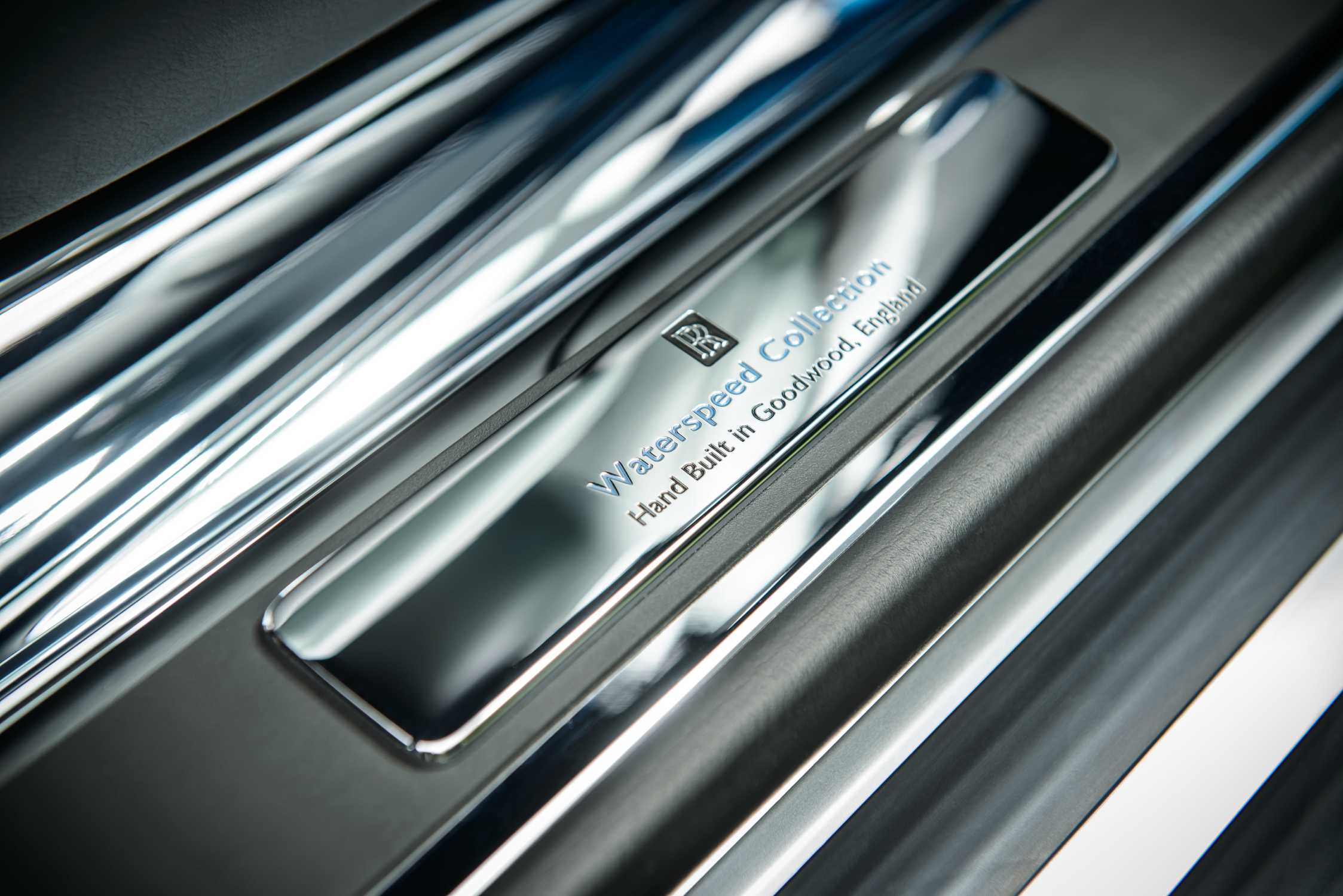 ROLLS-ROYCE PHANTOM DROPHEAD COUPÉ WATERSPEED COLLECTION