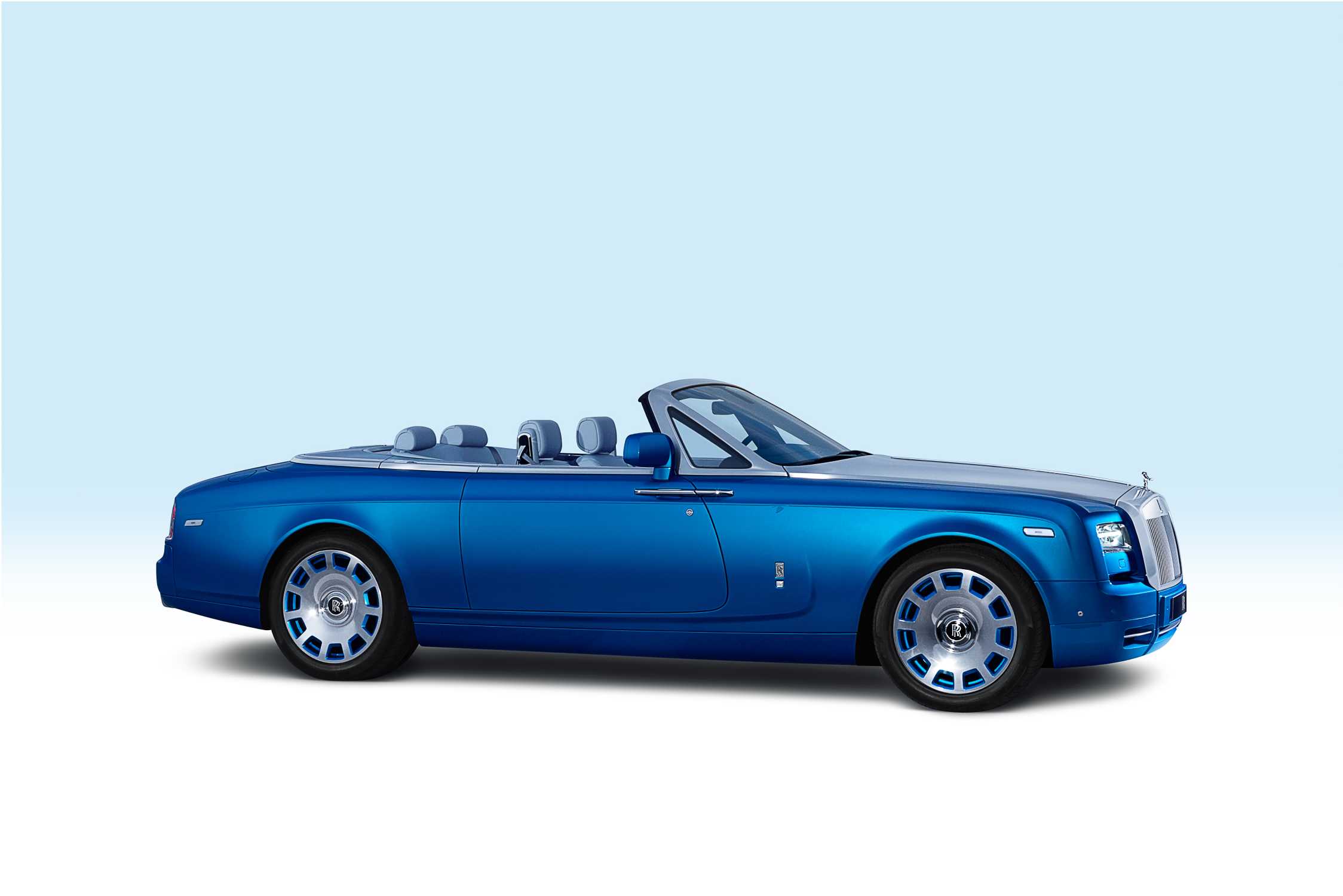 ROLLS-ROYCE PHANTOM DROPHEAD COUPÉ WATERSPEED COLLECTION