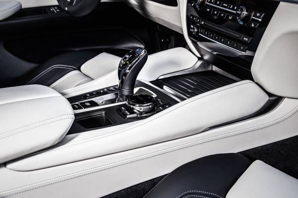 The New Bmw X6 M50d Bicolour Leather Nappa With Extended