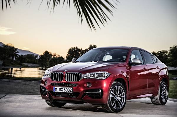  El nuevo BMW X6 M50d en Rojo Flamenco ( / ).
