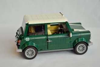 The classic Mini as a LEGO set. (07/2014)