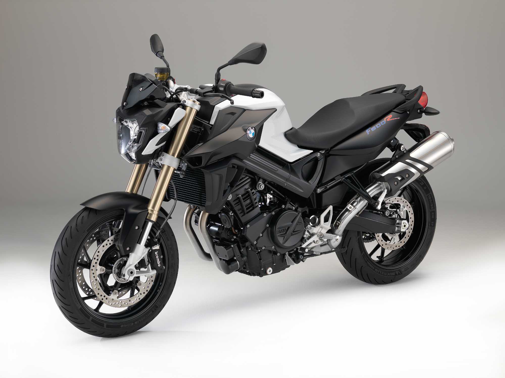 Обои bmw f800r