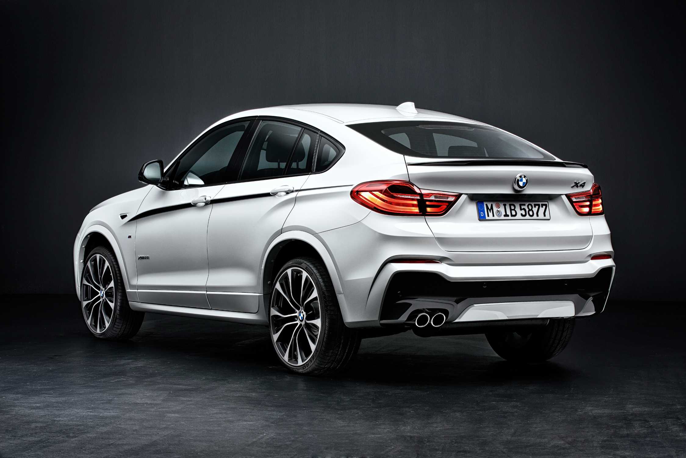 X4 дата выхода. BMW x4 f26. BMW x4 f26 m Performance. BMW x4 2015. БМВ х4 2015.