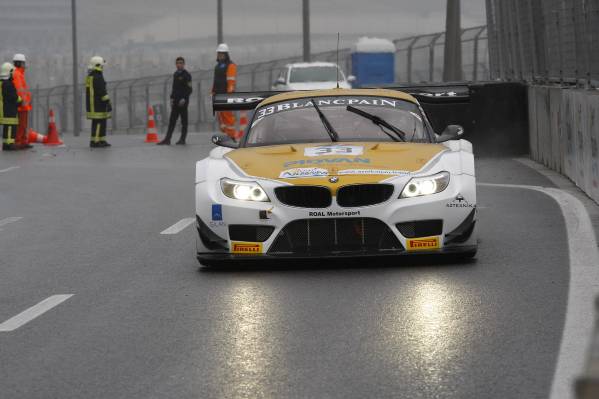 Alessandro Zanardi goes onto the streets of Baku with his BMW Z4 GT3