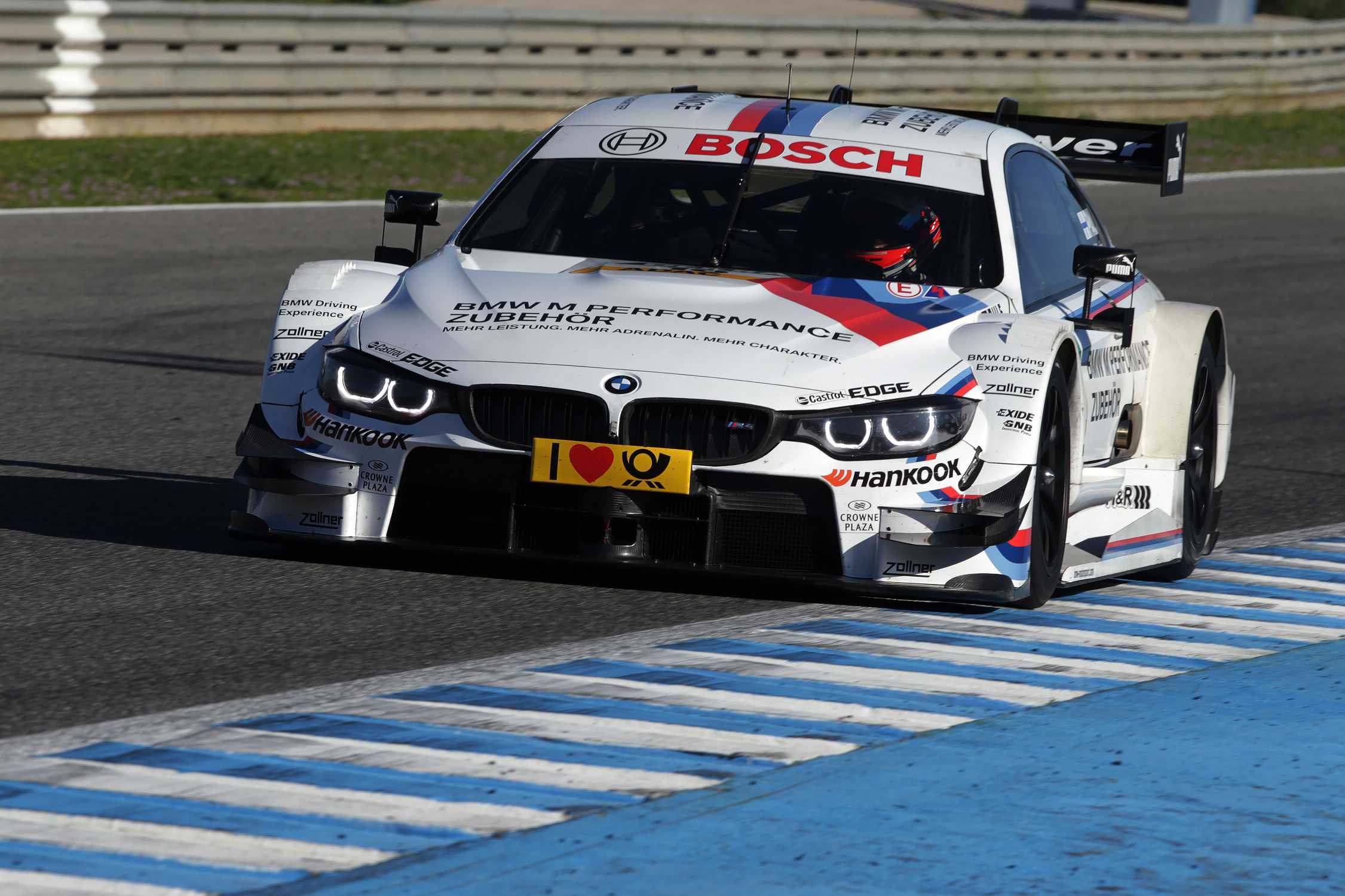 Bmw sports. БМВ DTM 5er. BMW v12 Motorsport. BMW Sport 197. БМВ спорт 2010.