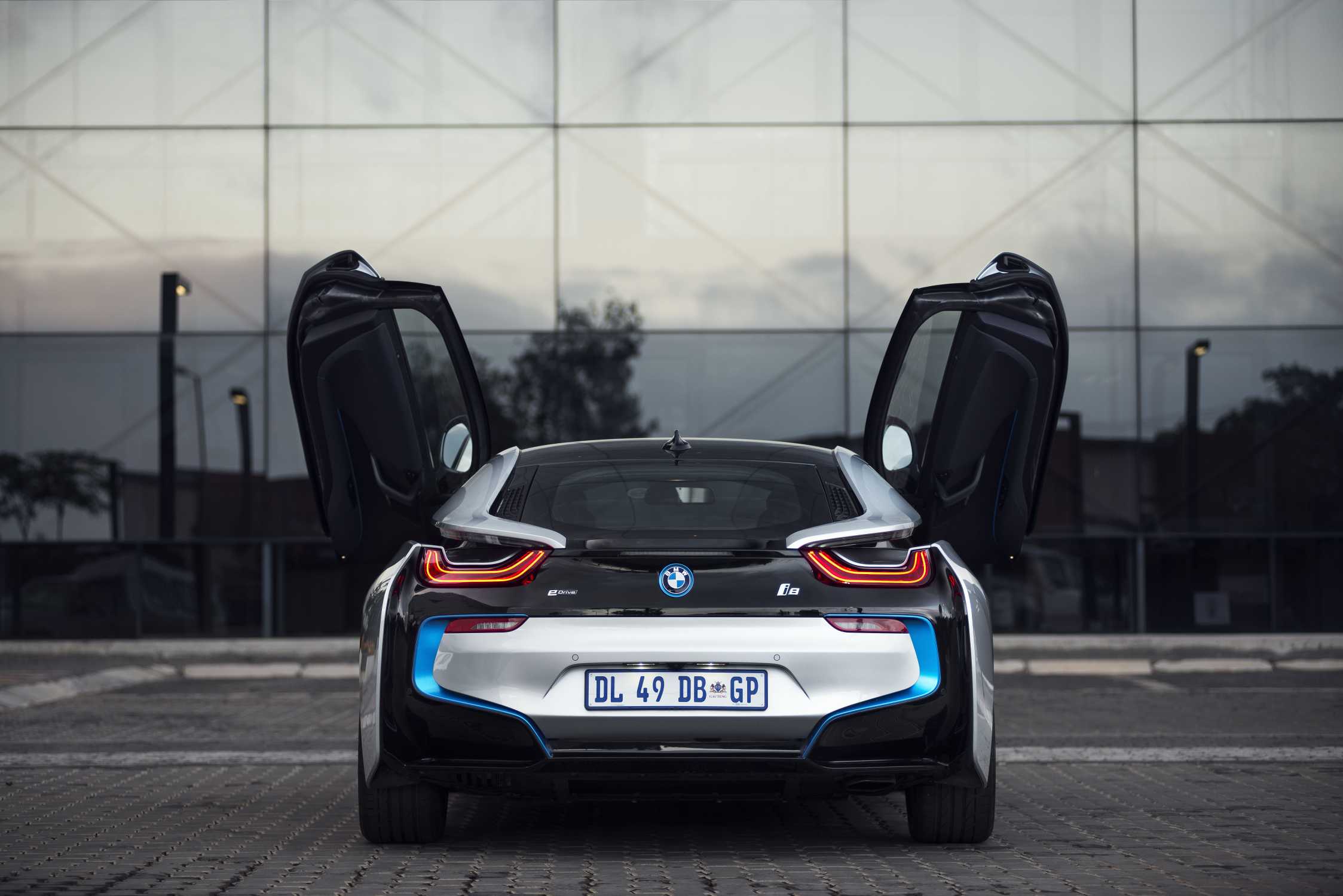 Bmw i8 2022 фото