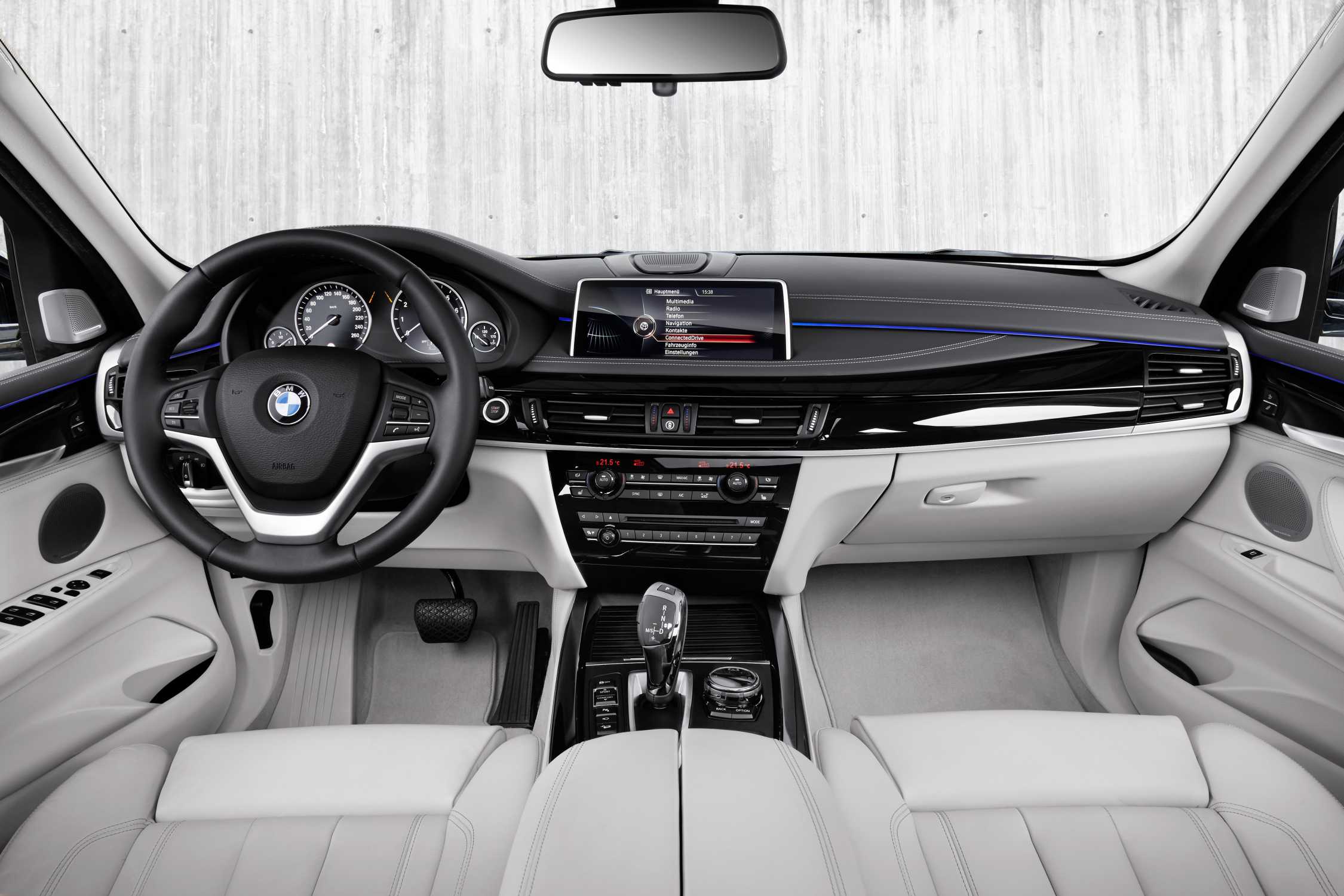 The New Bmw X5 Xdrive40e Interior 03 2015