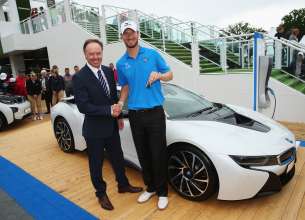 BMW PGA Championship, 24th May 2015 - Dr Ian Robertson, Member of the Board of Management of BMW AG, Sales and Marketing BMW, Chris Wood. © BMW AG (5/2015)
