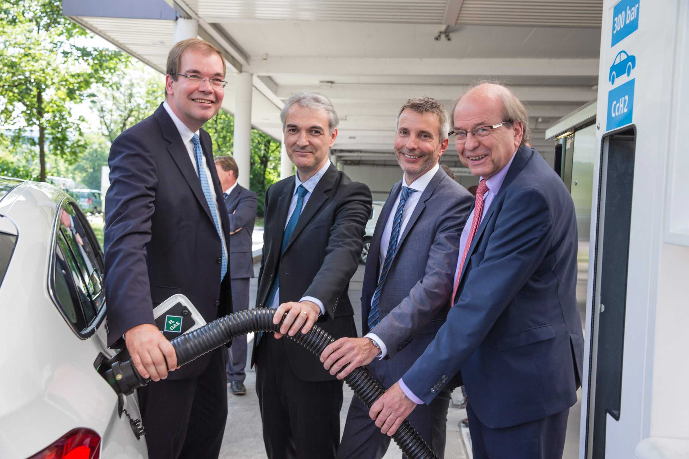 First hydrogen station with two types of refuelling technology. Latest move  by the BMW Group and TOTAL will take forward the development of hydrogen  fuel cell vehicles.