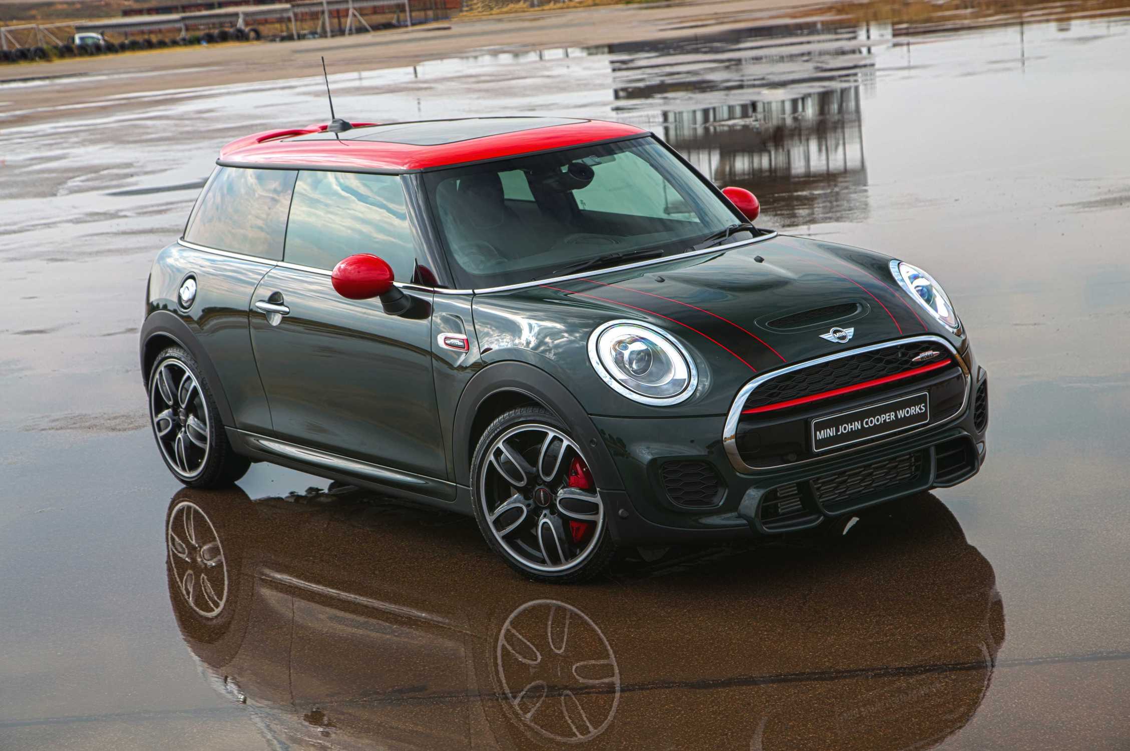 Mini cooper f56. Mini f56 John Cooper works. Mini Cooper JCW f56. Cooper f56 JCW. Mini Cooper JCW 2015.