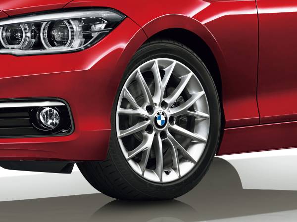 ニューBMW 1シリーズの限定モデル「BMW 118i Fashionista」を発売