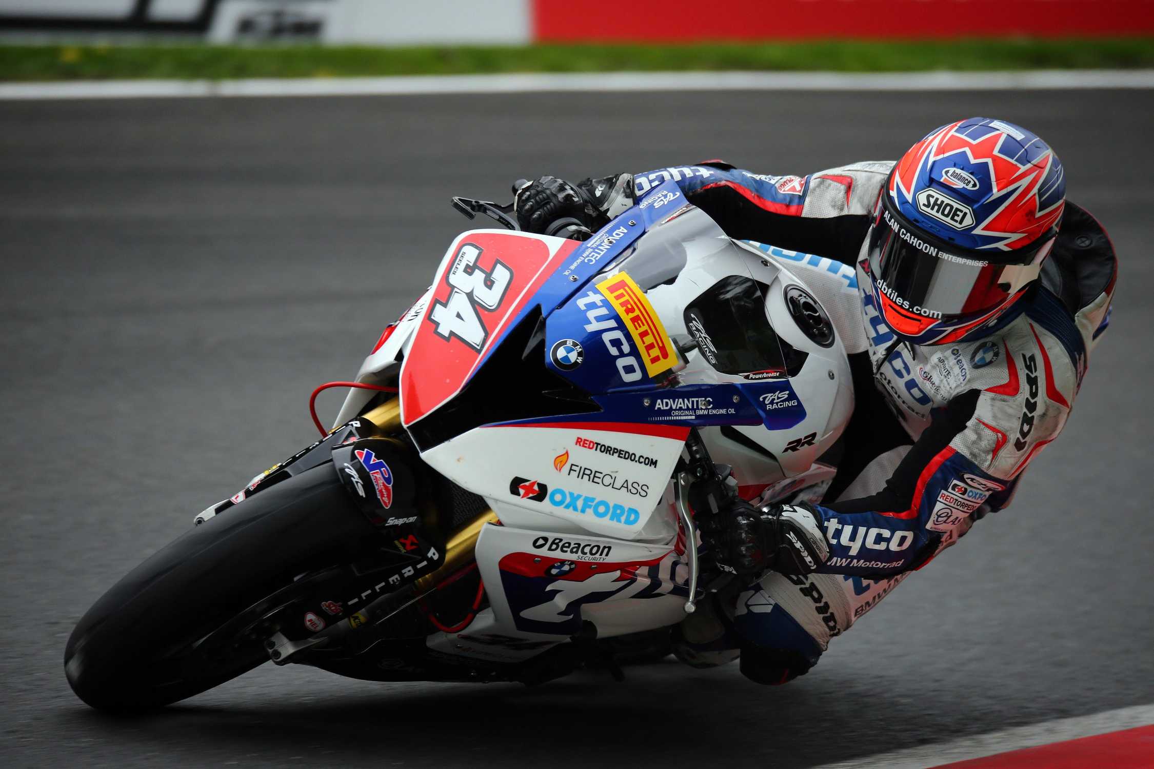 BSB British Superbike Championship, Cadwell (UK) 23rd August 2015. Team ...