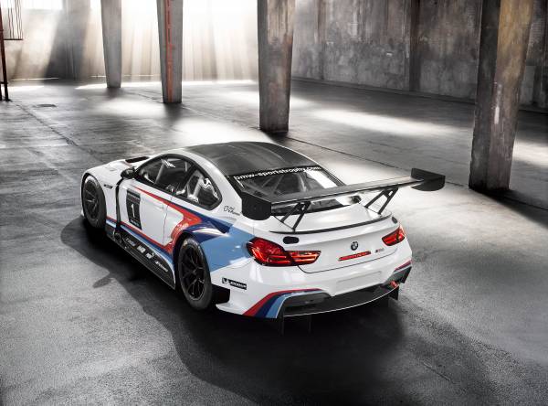Cutting a powerful figure: BMW presents the BMW M6 GT3 at the IAA