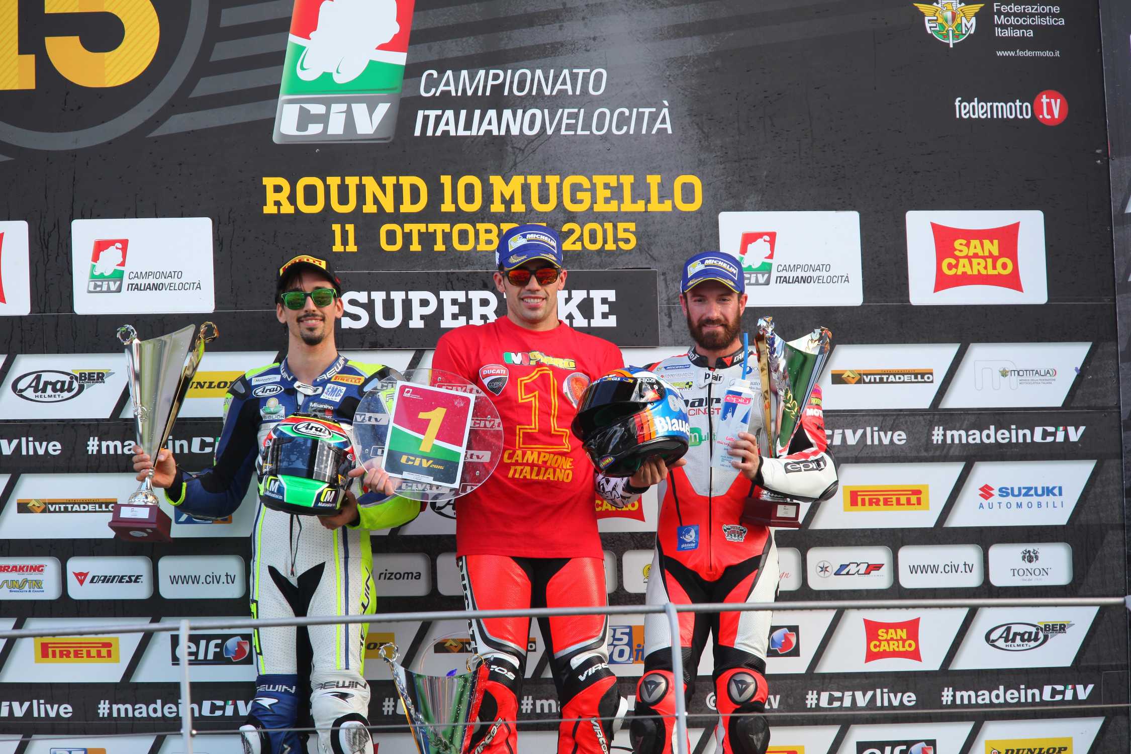 mugello-ita-10th-october-2015-team-bmw-moto-x-racing-rider-roberto-tamburini-2-ita-this