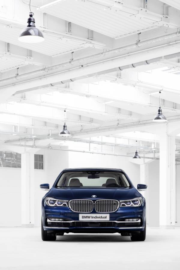 Winzige Lichtgestalten: BMW 7er - WELT