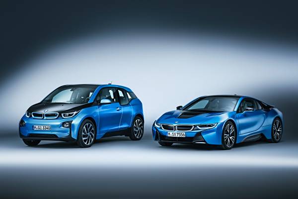 BMW i3 Electric Car And BMW i8 Plug-In Hybrid: Overview