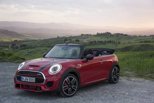 MINIジョン・クーパー・ワークス全モデルの希望小売価格を改定