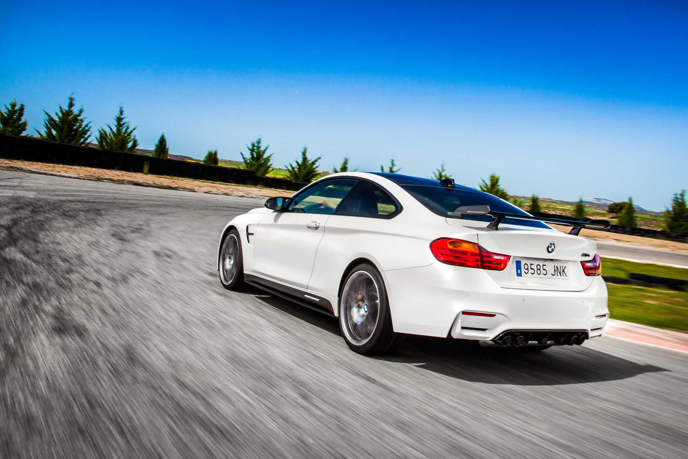 Bmw sport edition. BMW m4 Sport. БМВ m4 Competition. BMW m4 Competition Sport. BMW m4 Competition Coupe белая.