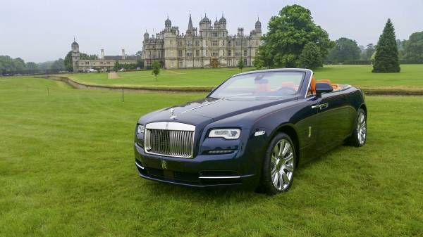 ROLLS-ROYCE MOTOR CARS CELEBRATES LARGEST GATHERING OF ROLLS-ROYCES IN THE  WORLD