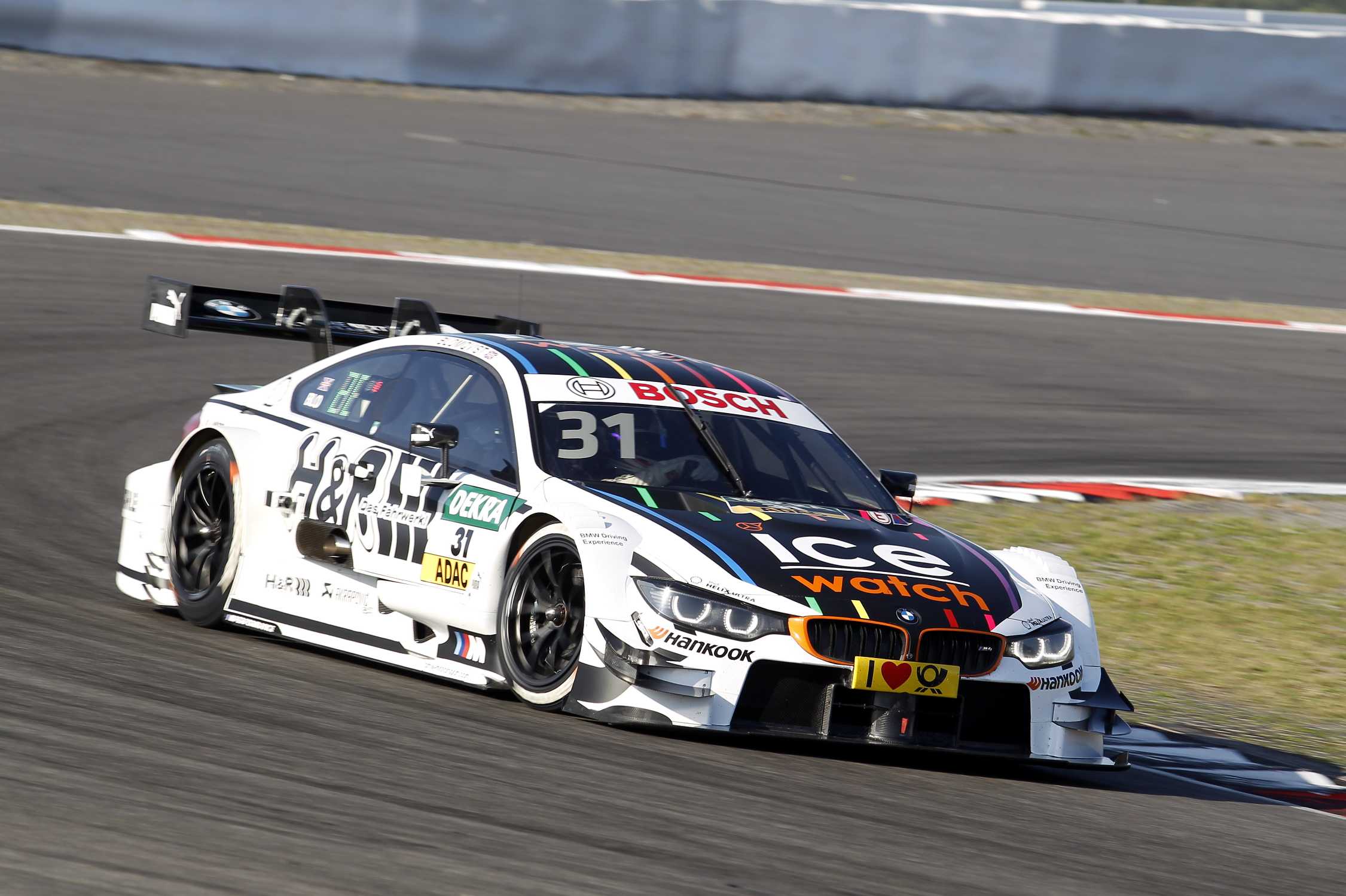 BMW m4 DTM Red bull 2016