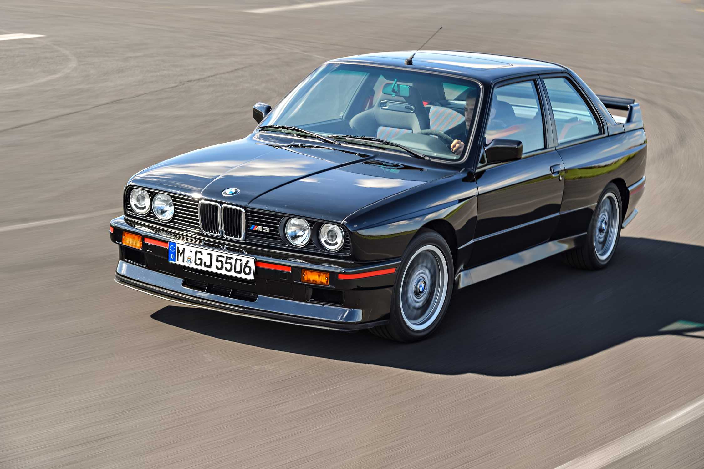 Первая м5. BMW 3 e30. BMW m3 1990. BMW m3 e30 Sport Evolution. BMW m3 e30 Sport Evolution 1990.