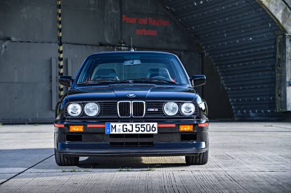 The BMW M3 (E30). (09/2016)