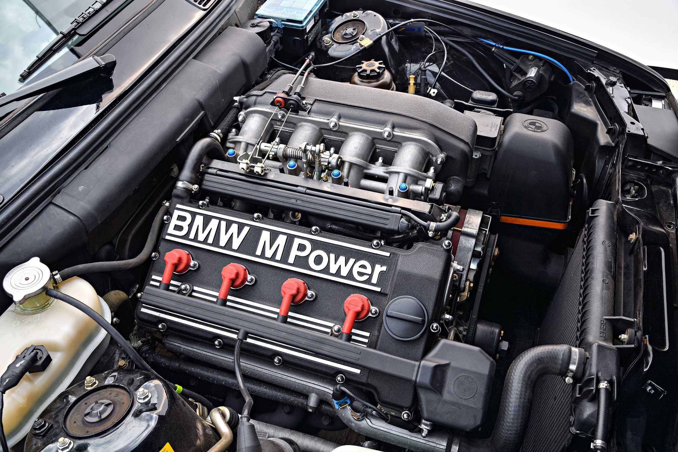Двигатель 14 б. Двигатель БМВ s14b23. S14 мотор БМВ. BMW m3 e30 мотор. BMW m3 e30 engine.