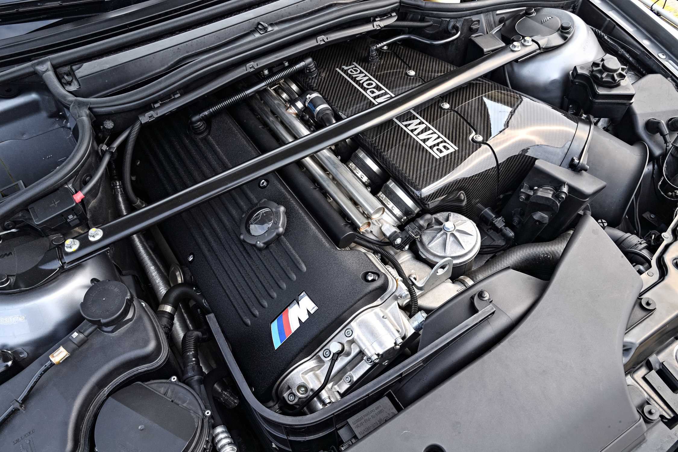 Bmw m 54. M3 e46 мотор. Двигатель BMW m3 e46. BMW m3 e46 engine. BMW m3 CSL e46 мотор.