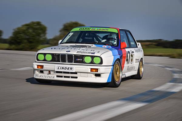 1986 BMW E30 M3: Legend Series