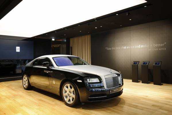 Rolls-Royce Motor Cars: Inspiring Greatness