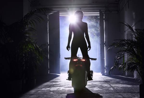 BMW Motorrad VISION NEXT 100: The Great Escape