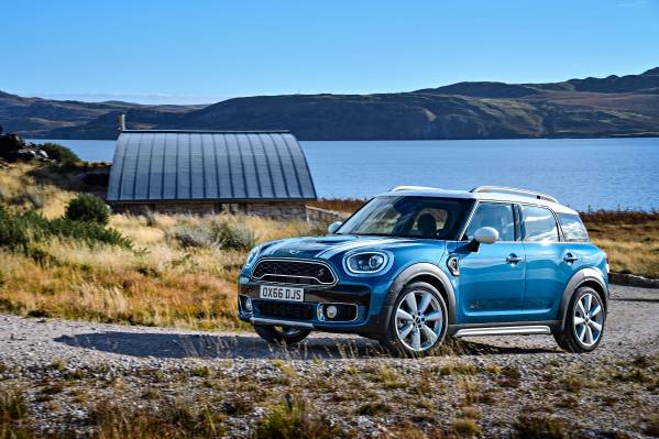 Mini Countryman Cooper : la mini géante de BMW - Challenges