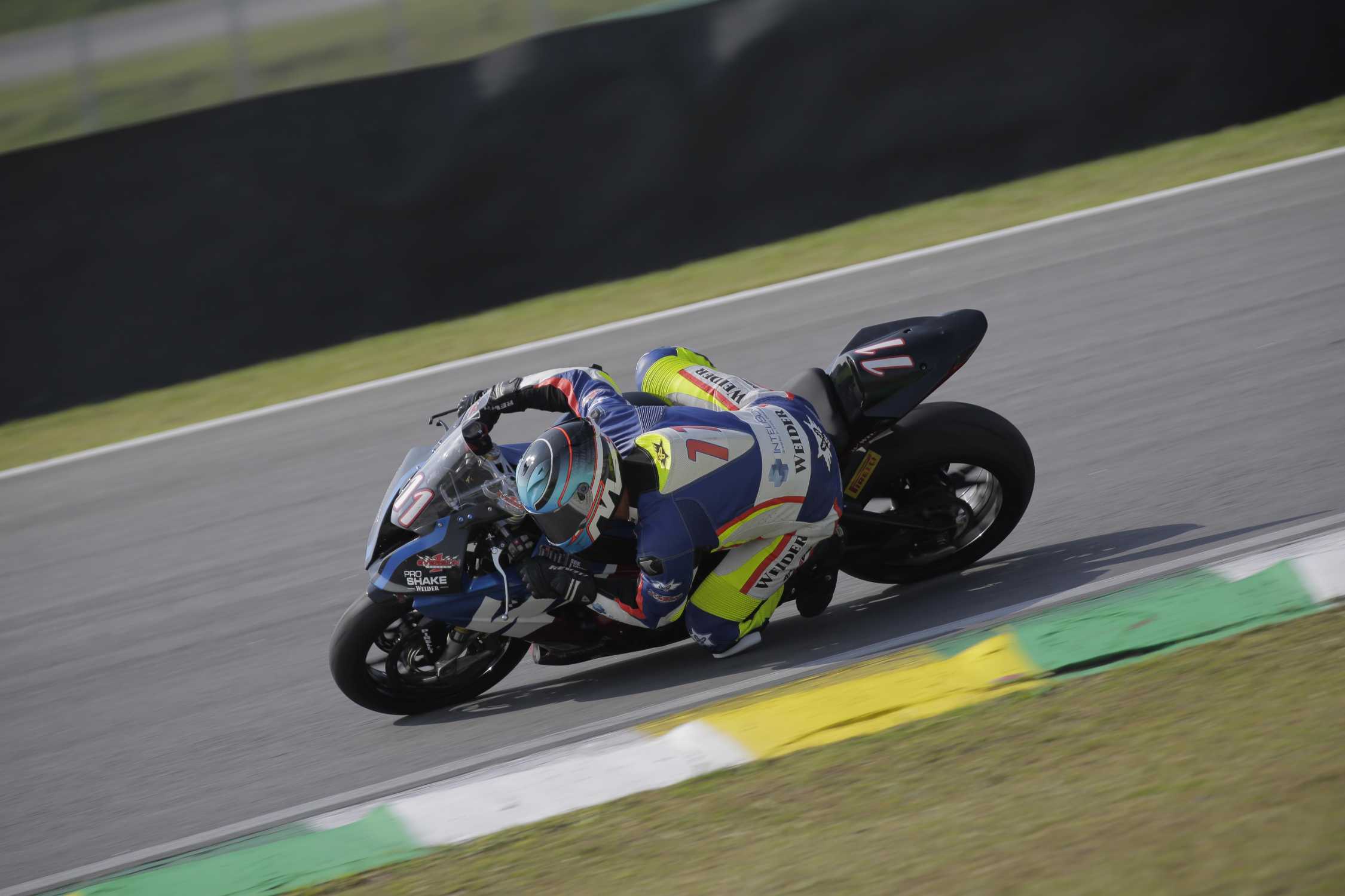 Interlagos (BRA) - Superbike Series Brasil - 04th December 2016 - BMW ...