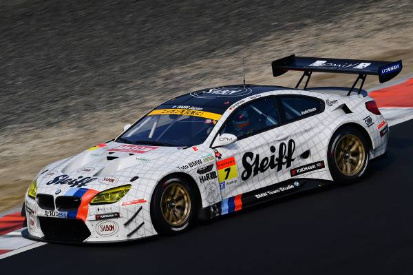 BMW Team StudieのBMW M6 GT3が、最後尾から追い上げ13位でフィニッシュ