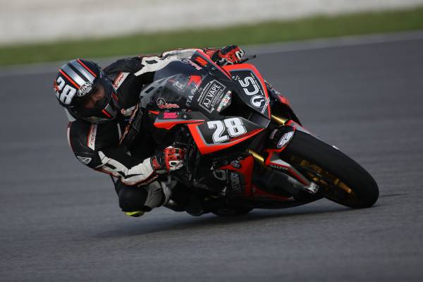Sepang (MAL) - Malaysia Superbike Championship - 30th April 2017 - Team BMW  Rider Sharulnizam Ramli #28 (MAL) riding the BMW S1000RR.